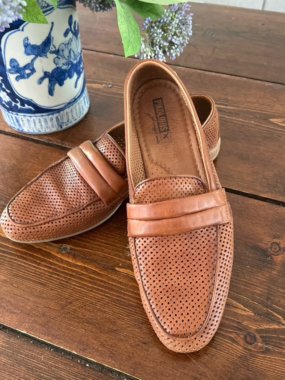 PIKOLINOS Women's Perforated Tan Leather Penny Loafers